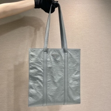 Prada Tote Bags